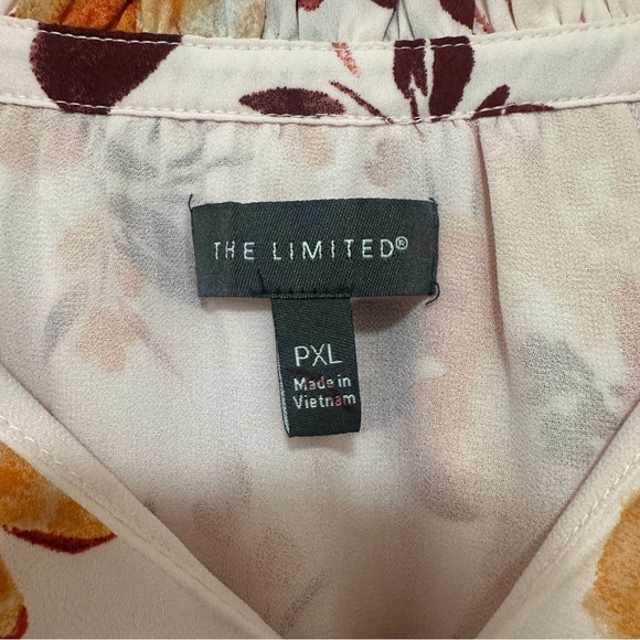 Floral Blouse NWOT - Picture 3 of 7